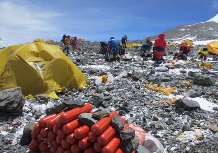 Everest Oxygen bottles to aid Covid patients in Nepal Everest 2023